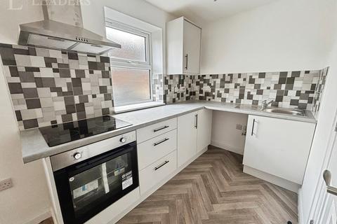 1 bedroom flat to rent, Little Hallam Hill, Ilkeston, Derbyshire, DE7