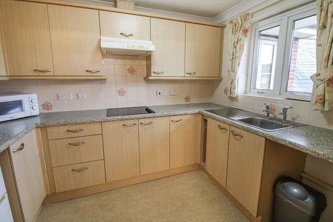 2 bedroom retirement property for sale, Wessex Way, Bicester, Oxfordshire, OX26 6AX