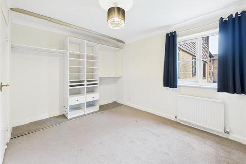 2 bedroom apartment to rent, Collingwood Place, Walton on Thames, Surrey