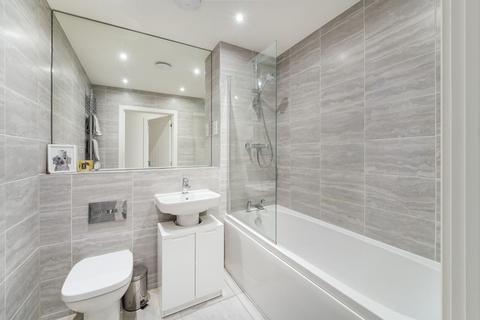 1 bedroom flat for sale, Regalia Way, Epsom