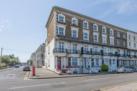 1 bedroom flat for sale, Ethelbert Crescent, Margate, Kent, CT9