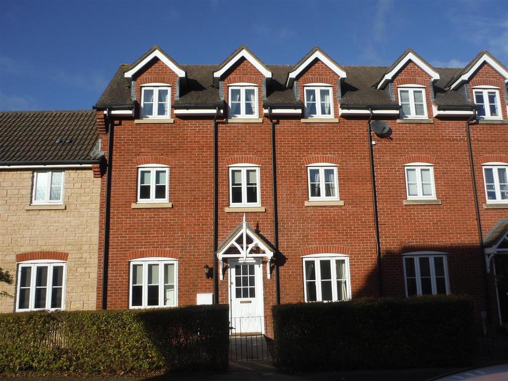3 bedroom terraced house to rent