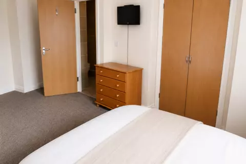 5 bedroom house share to rent – pohled 3