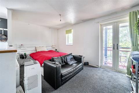 Studio for sale, Pomander Crescent, Walnut Tree, Milton Keynes