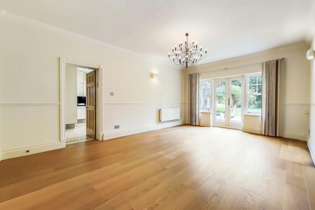 House in London, The Hyde, Hendon - View 3
