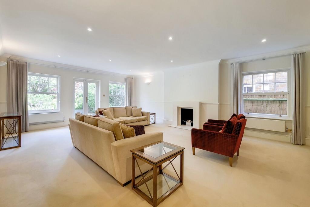House in London, The Hyde, Hendon - View 4