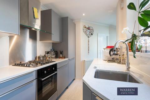 2 bedroom terraced house to rent, King Stable Street, Eton SL4