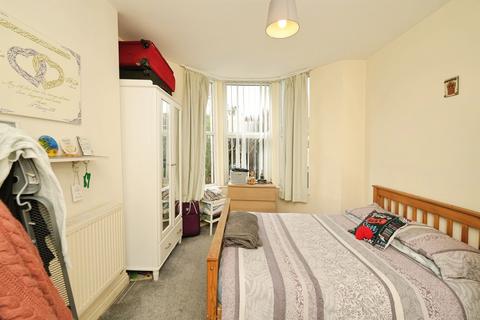 2 bedroom ground floor flat for sale, North Street, Downend, BRISTOL