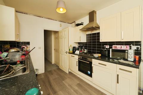 2 bedroom ground floor flat for sale, North Street, Downend, BRISTOL