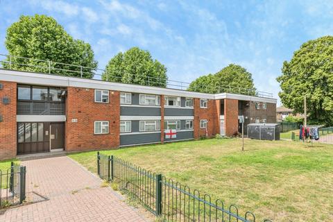Canfield Road, RAINHAM, Essex, RM13