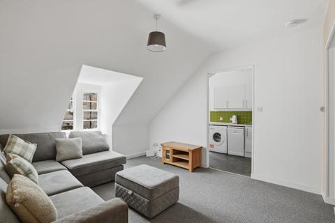 1 bedroom flat to rent, Cockburn Street, Old Town, Edinburgh, EH1