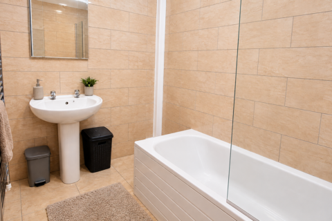 4 bedroom end of terrace house to rent, Lincoln LN1