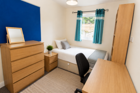 4 bedroom end of terrace house to rent, Lincoln LN1