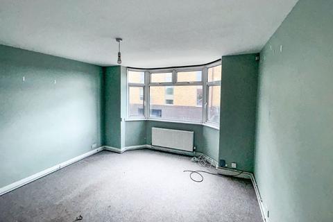 2 bedroom detached house for sale, 148 Kings Road, Newbury, Berkshire, RG14 5RG