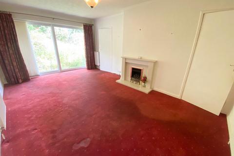 2 bedroom semi-detached bungalow for sale, Birklands Road, Huddersfield