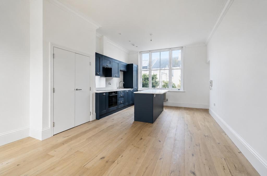 Buckingham Road, Brighton, East Sussex, BN1 - View 3