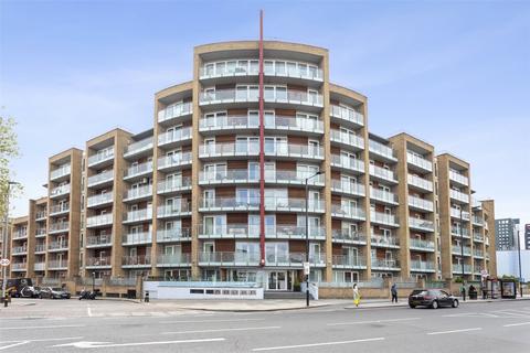 Viridian Apartments, 75  Battersea Park Road, Nine Elms, London, SW8