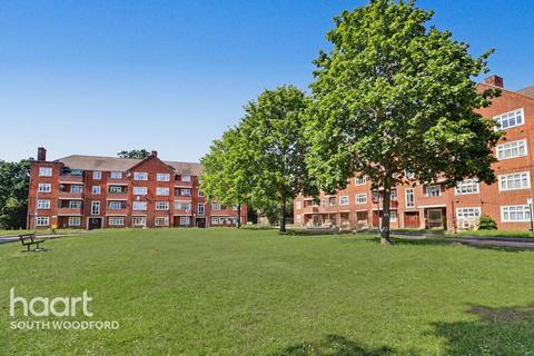 Althorne Gardens, London