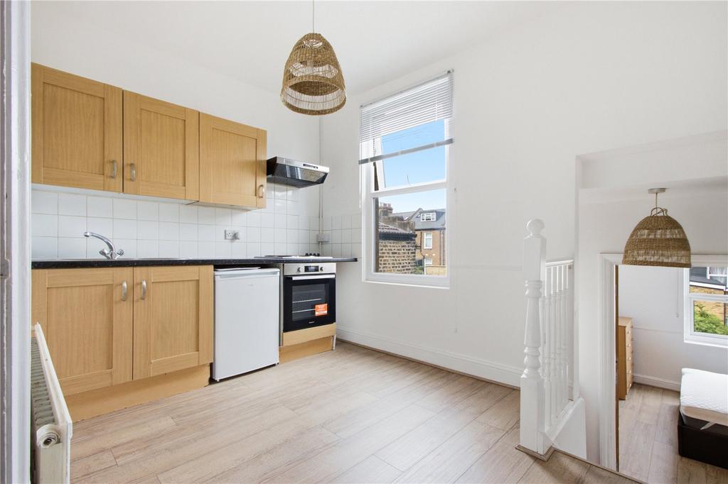 Studio to rent
