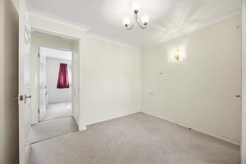 undefined, Auriol Drive, Uxbridge, UB10 9PP