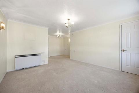 undefined, Auriol Drive, Uxbridge, UB10 9PP