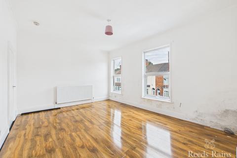 4 bedroom flat for sale, Flats 1 & 2, Pendrill Street, Hull, HU3 1UU