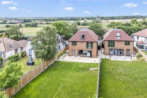 5 bedroom detached house for sale, Ongar Road, Abridge, RM4