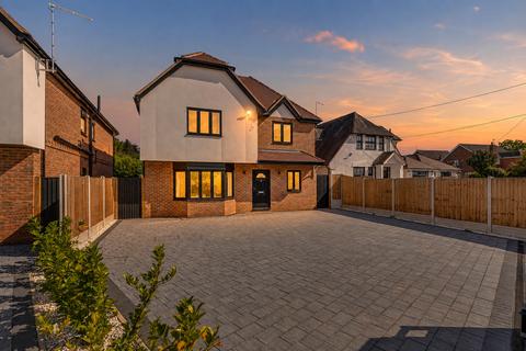 5 bedroom detached house for sale, Ongar Road, Abridge, RM4