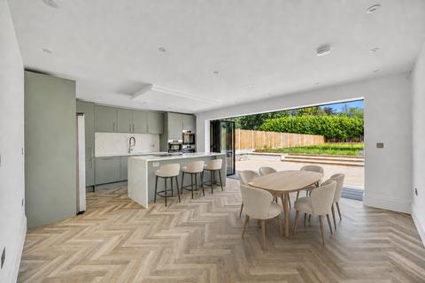 5 bedroom detached house for sale, Ongar Road, Abridge, RM4