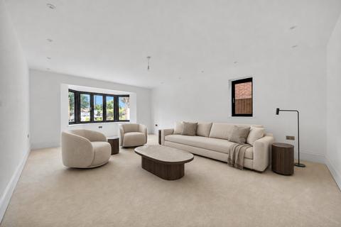 5 bedroom detached house for sale, Ongar Road, Abridge, RM4