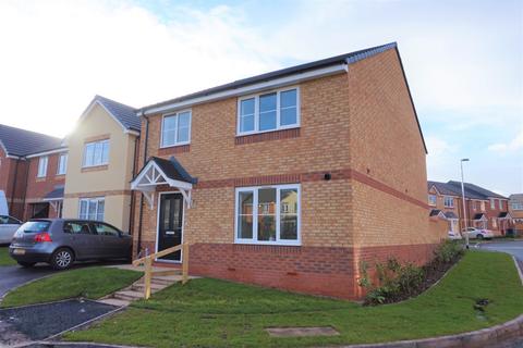 4 bed detached house for rent in Dunbar Close, Stafford ST16