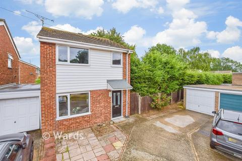 3 bedroom link detached house for sale, Moor Park Close, Gillingham ME8