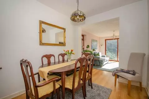 5 bedroom semi-detached house for sale - View 3