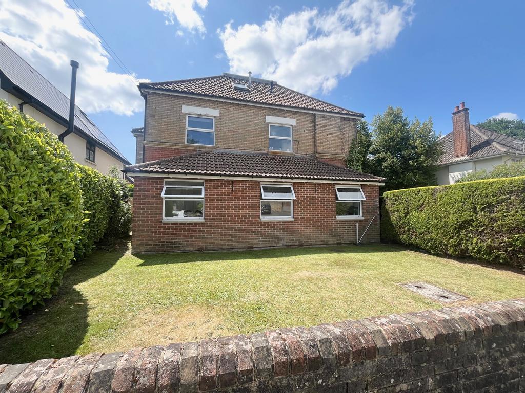 2 bedroom flat to rent