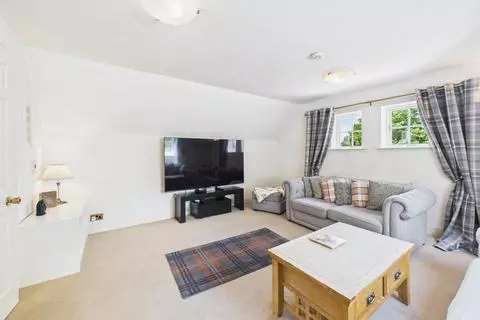 2 bedroom maisonette for sale - View 3