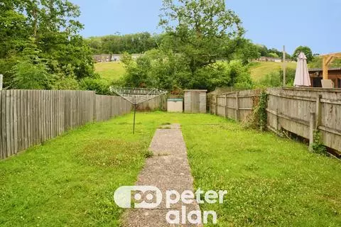 3 bedroom terraced house for sale - View 2