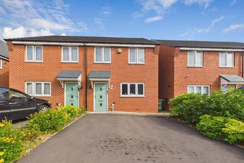 3 bedroom terraced house for sale, Ashorne Close, Coventry