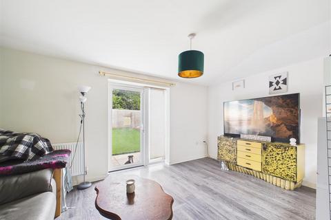 3 bedroom terraced house for sale, Ashorne Close, Coventry