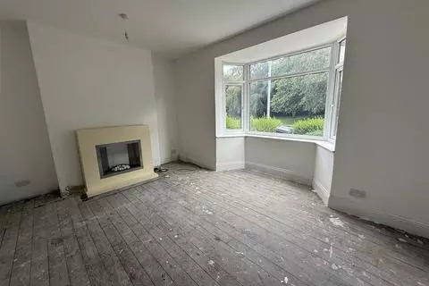 3 bedroom semi-detached house for sale - View 3