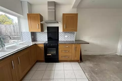3 bedroom semi-detached house for sale - View 5