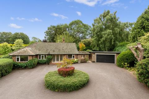 4 bedroom bungalow for sale, Sandhurst Lane, Bexhill-on-Sea, TN39