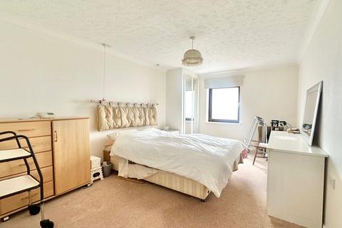 1 bedroom retirement property for sale, Marina, Bexhill-on-Sea, TN40