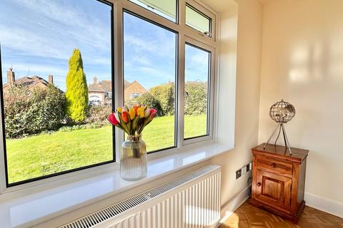 2 bedroom detached bungalow for sale, Collington Grove, Bexhill-on-Sea, TN39