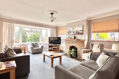 3 bedroom chalet for sale, Duke Street, Bexhill-on-Sea, TN39