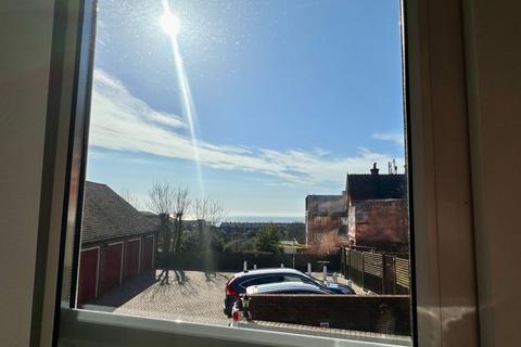 2 bedroom apartment for sale, Rotherfield Avenue, Bexhill-on-Sea, TN40