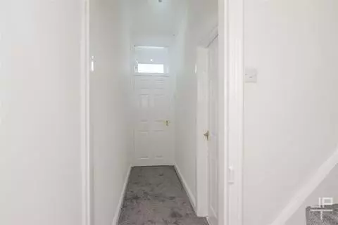 2 bedroom terraced house to rent – pohled 4