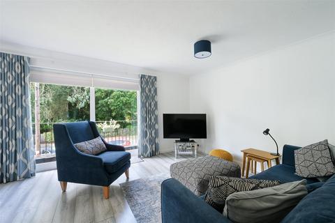 2 bedroom apartment for sale, Tower Road, Tadworth