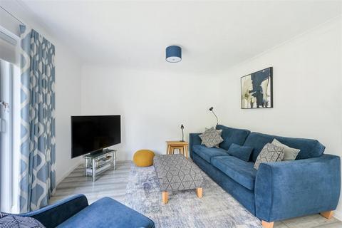 2 bedroom apartment for sale, Tower Road, Tadworth