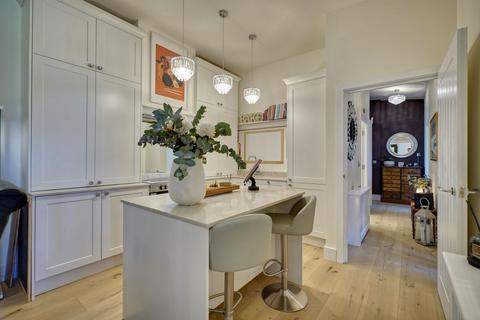 2 bedroom penthouse for sale, Mead Lane, Hertford, SG13