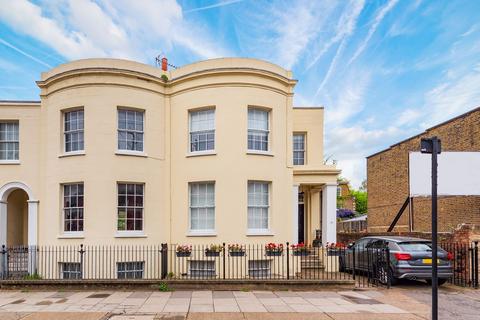 3 bedroom semi-detached house to rent, Goldhawk Road, Hammersmith W6